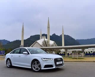 Audi A4 40 TFSI 2018 for rent