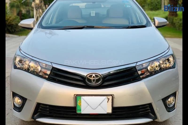 Toyota Corolla Altis Grande 2017 for rent