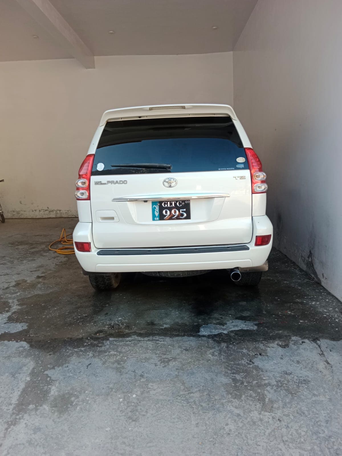 Toyota Prado VX 2003 for rent