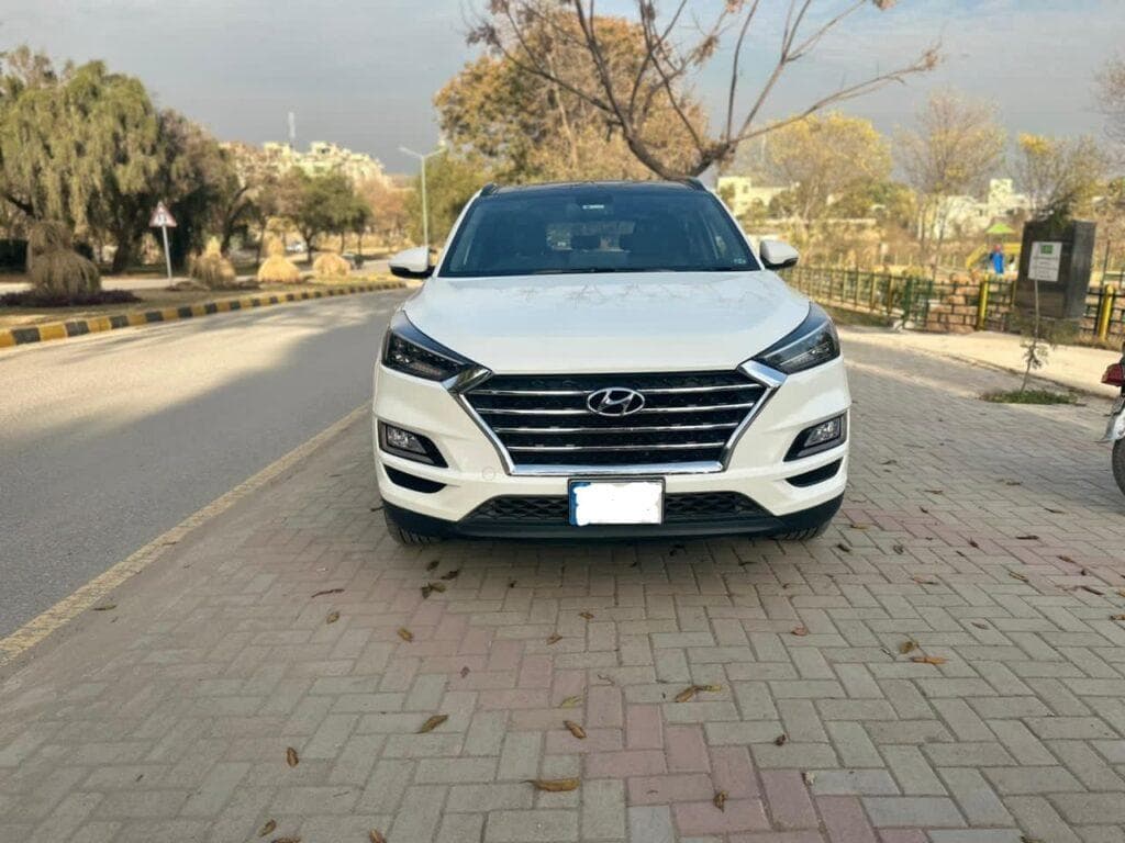 Hyundai Tucson Base 2020 for rent