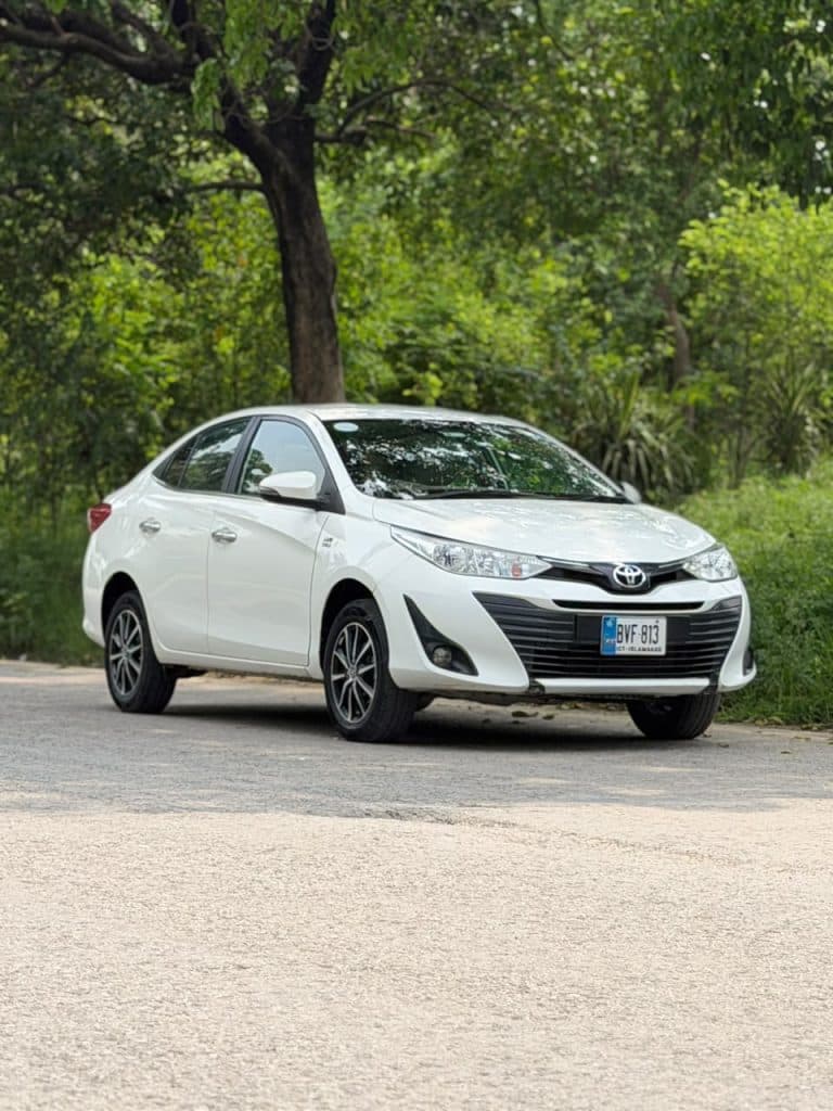 Toyota Yaris 1.3 ATIV MT 2026 for rent