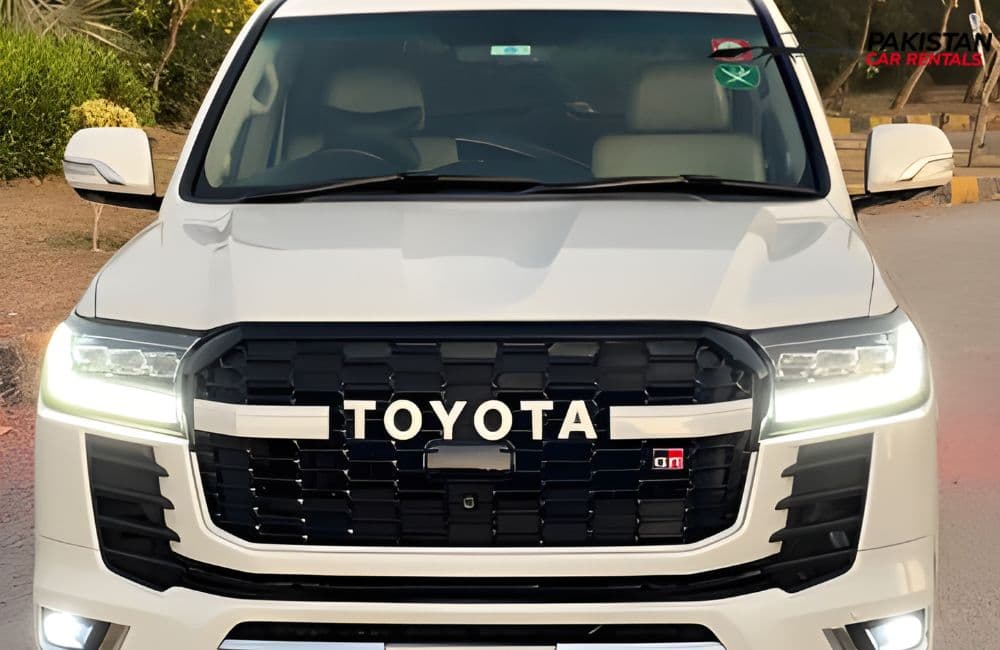Toyota Land Cruiser 300 Series (ZX/GR-Sport) 2022 for rent