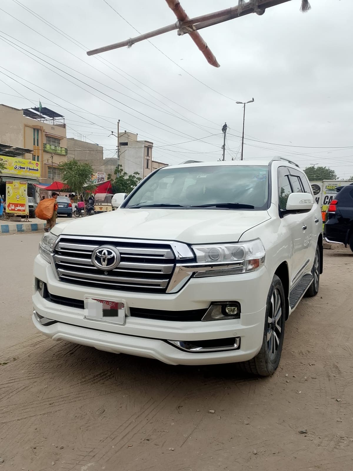 Toyota Land Cruiser 200 Series (ZX/AX/GX) 2021 for rent